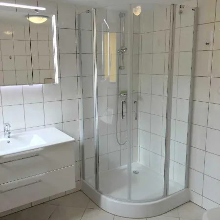 Ferienwohnung Bley Gro_ Апартаменты Althagen